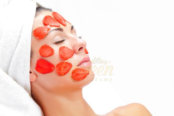 chăm sóc da tốt với dâu tây