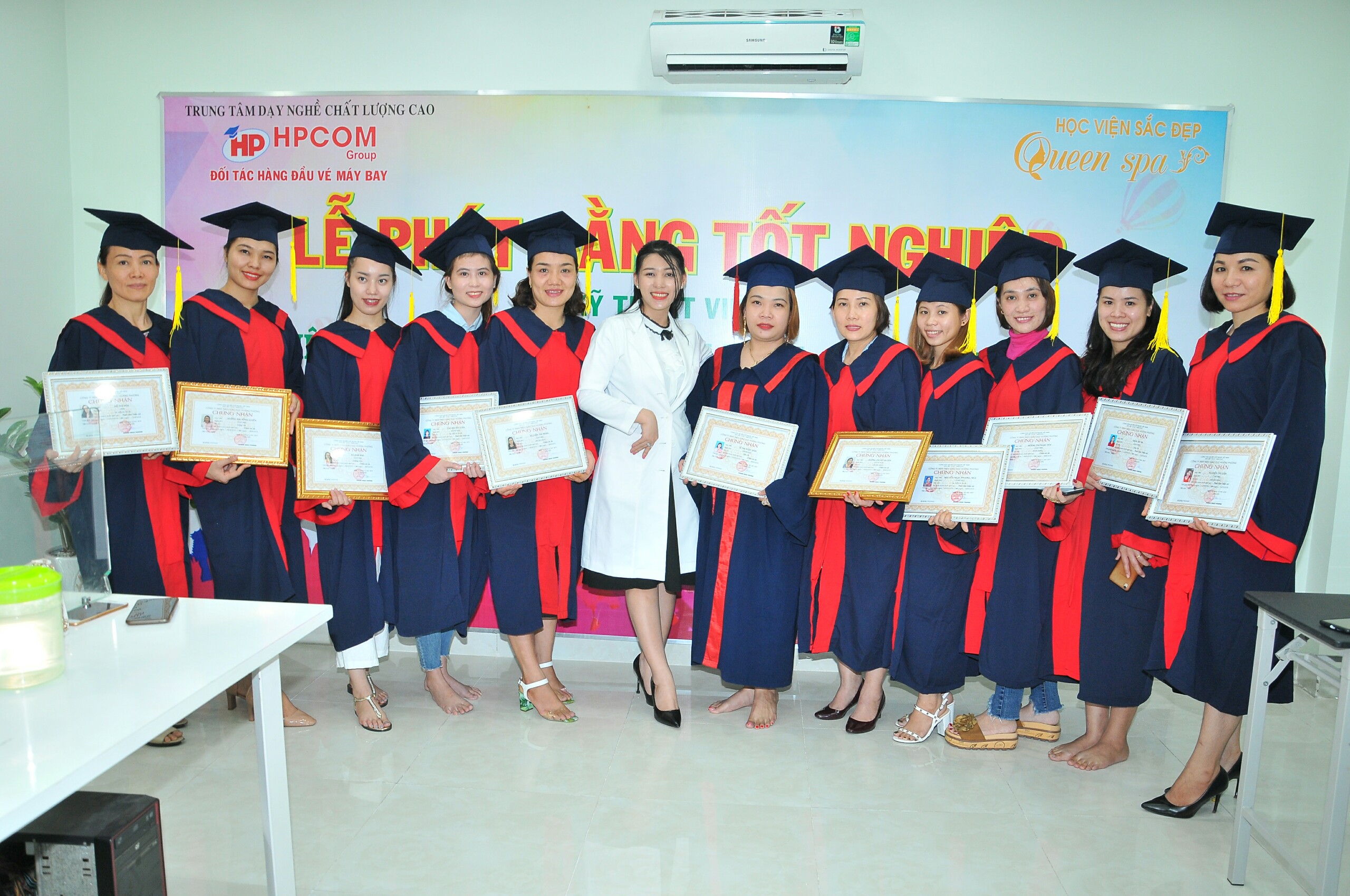 lễ tốt nghiệp của các học viên