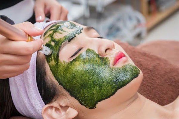 TÁC DỤNG TUYỆT VỜI CỦA VI KIM TẢO BIỂN ĐỐI VỚI LÀN DA