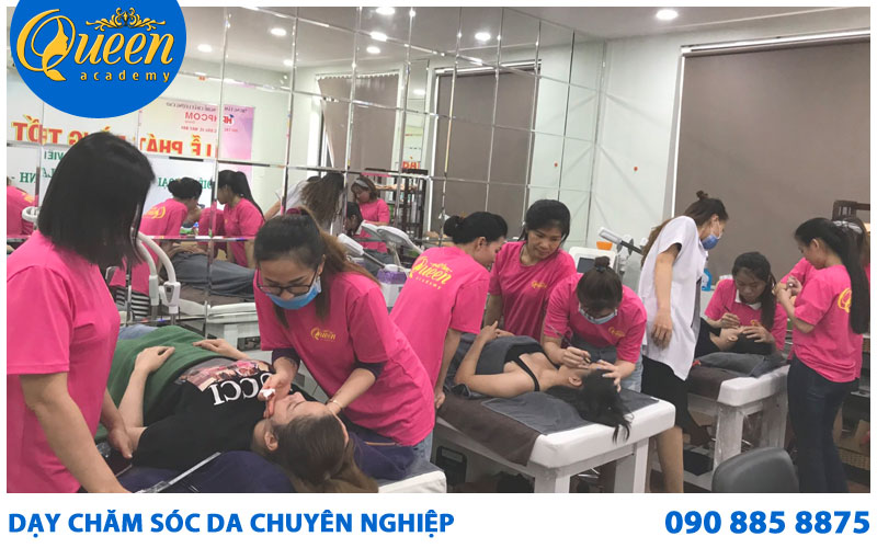 khóa đào tạo nghề spa dạy chăm sóc da chuyên nghiệp