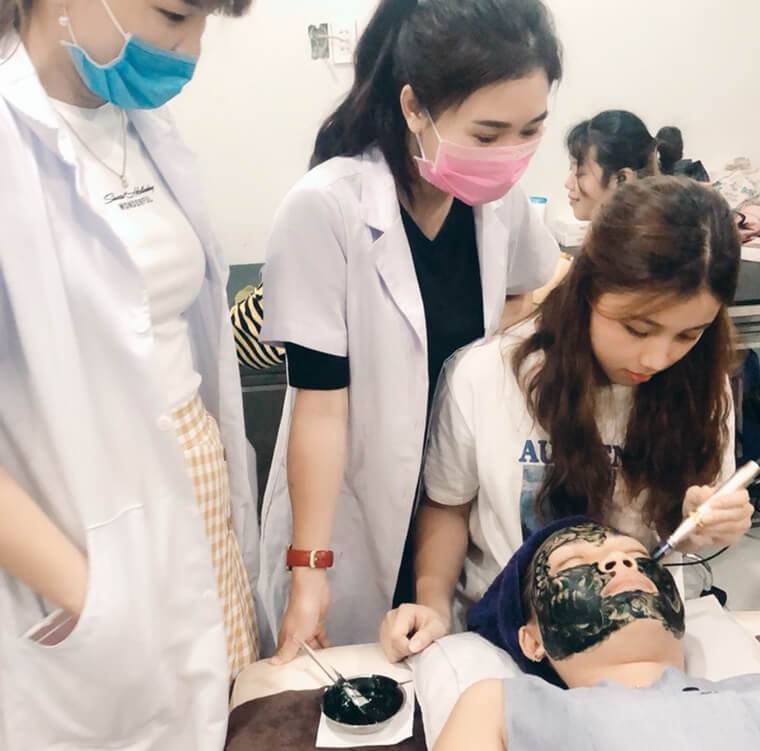 địa chỉ học phun xăm uy tín