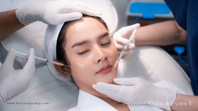 Xóa nếp nhăn bằng botox