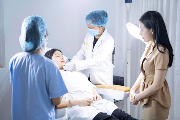 10 lý do vì sao học tiêm botox mang lại lợi nhuận “khủng”