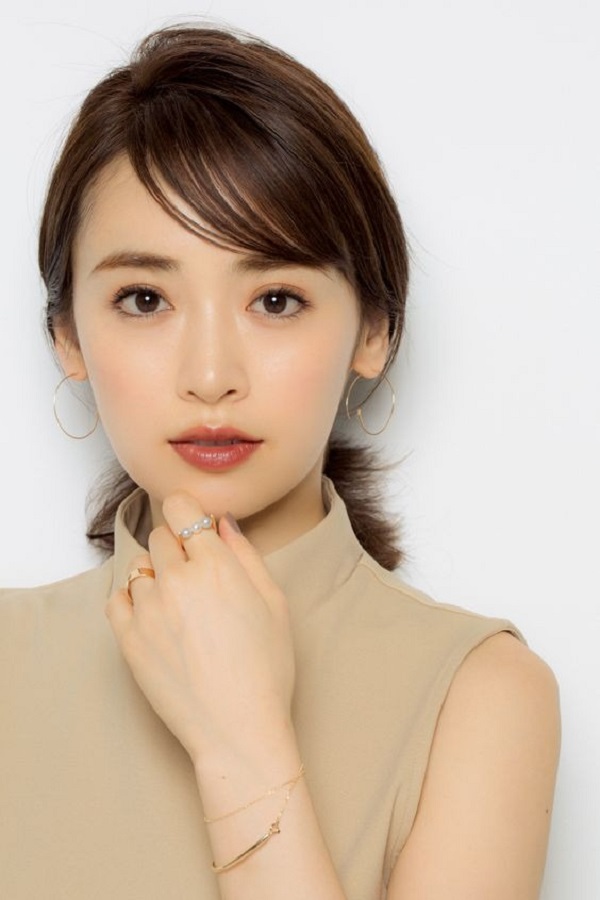 Xóa nếp nhăn bằng botox