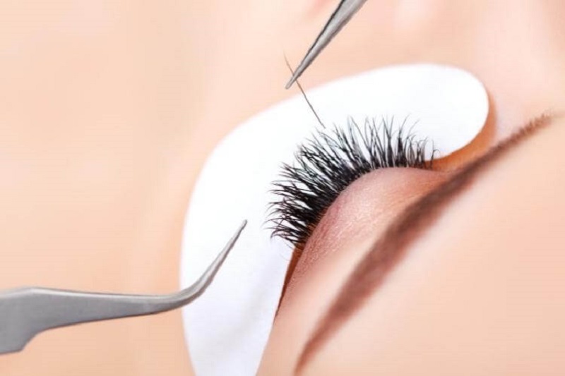 khóa học nghề nối mi hcm