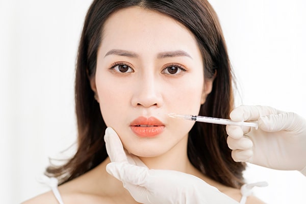 tiêm filler môi giữ được bao lâu- hướng dẫn cách chăm sóc