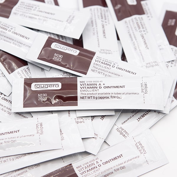 Fougera là thuốc gì? Bôi fougera khi nào sau phun môi