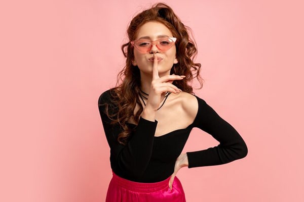 Đối tượng phù hợp để phun môi hồng cam san hô