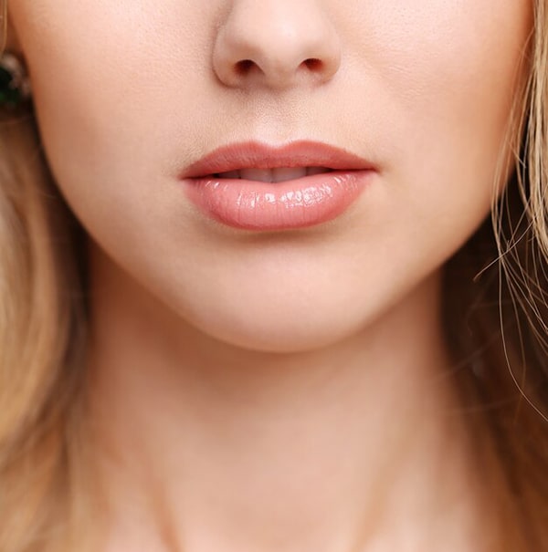 Phun môi bị phồng rộp