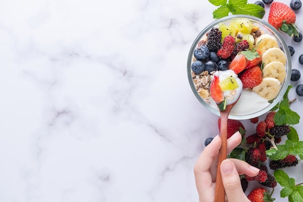 Phun xăm môi nên ăn gì để môi lên màu đẹp và tự nhiên