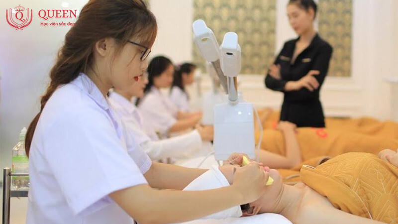 cach-rut-ngan-thoi-gian-hoc-tham-my-cho-nguoi-ban-ron