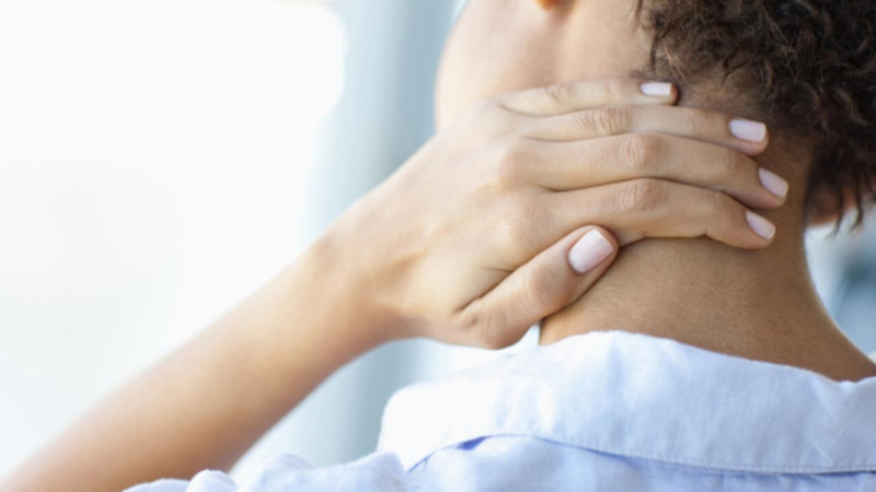 Nguyên nhân gây nên tình trạng đau vai gáy bên trái